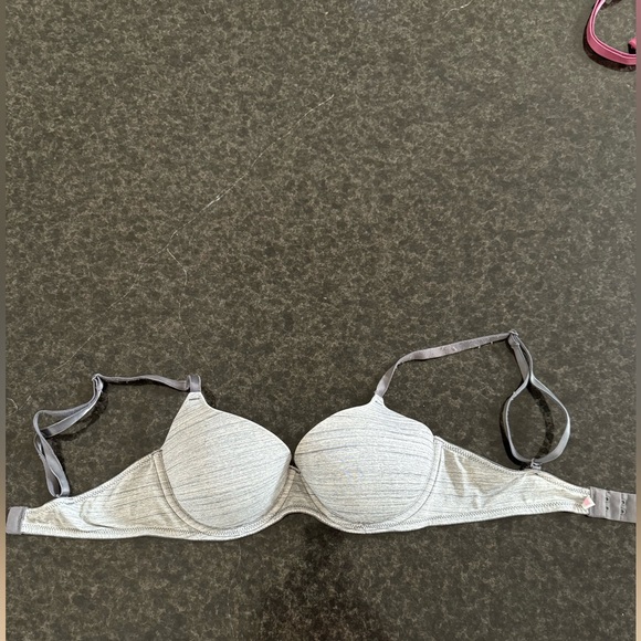 Victoria's Secret Other - Victoria Secret PINK 32c bra